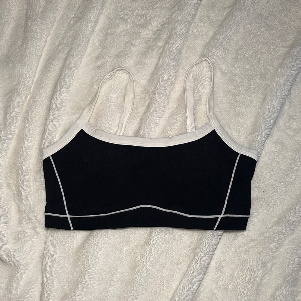 Berlook Black and White Sports Bra